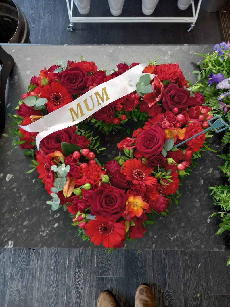 Mixed Open Heart with Foliage