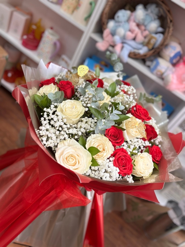 24 Rose Bouquet