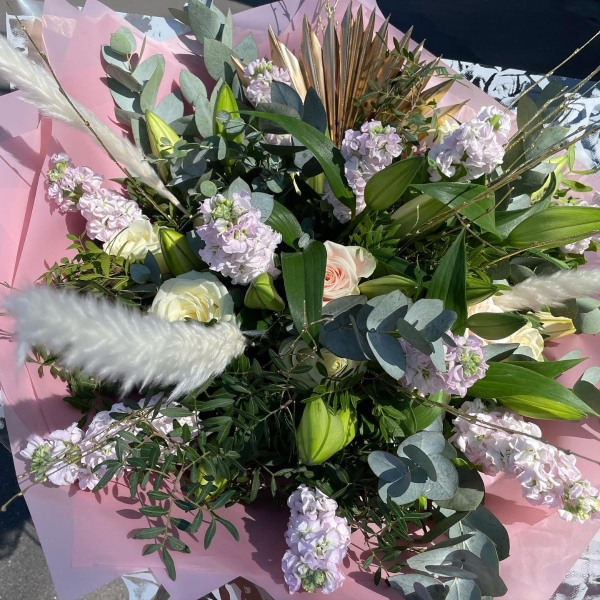 Stocks, Lilies and Rose mix