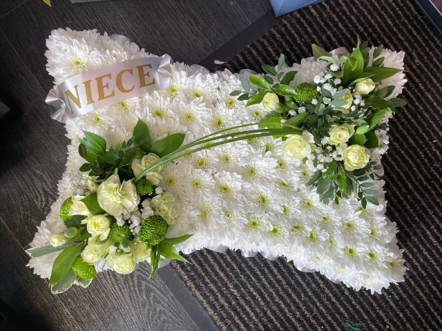 Chrysanthemum Pillow
