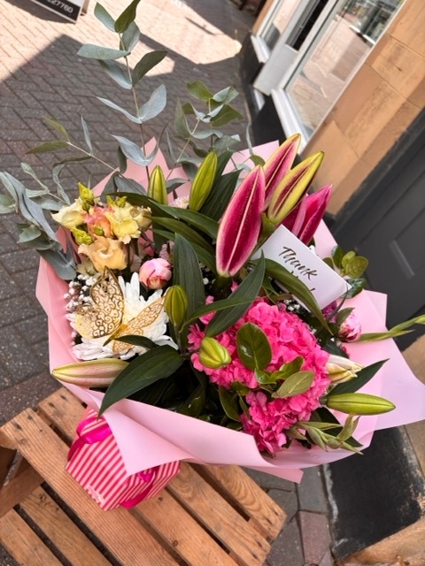 Luxe Pink Mix (With Lilies)