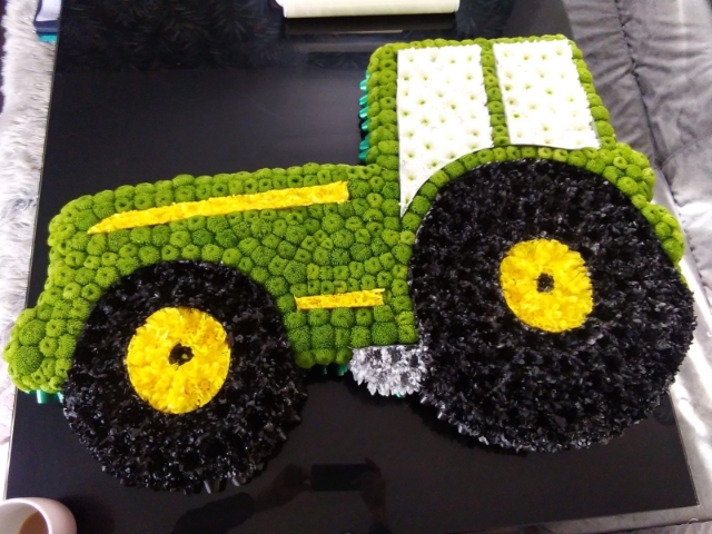 Tractor 2D Tribute